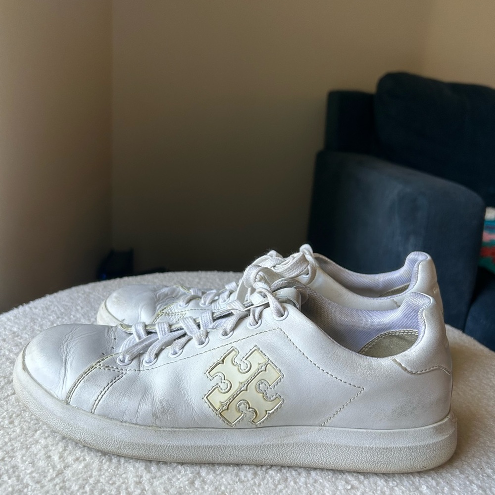 Tory Burch size 8M sneakers